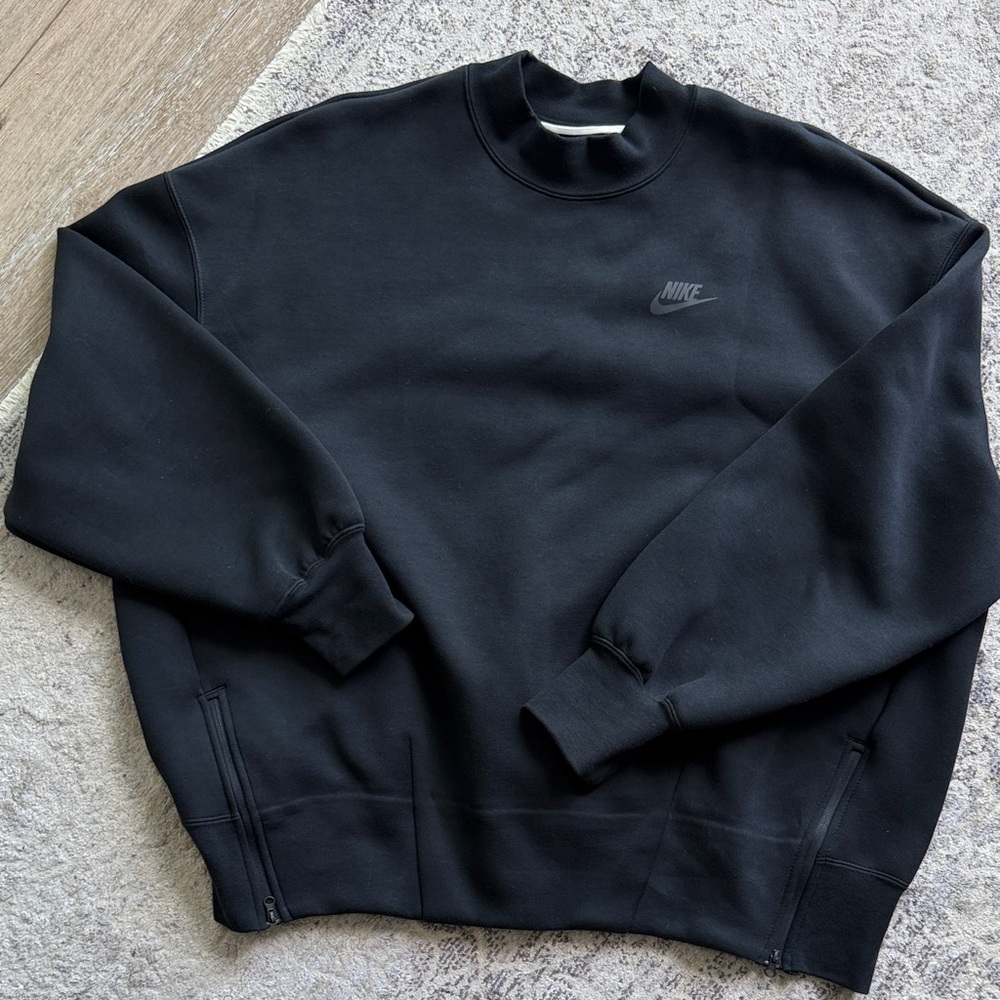 Nike Women’s Black Mock Neck Tech Fleece  Sweatshirt with Tonal Logo - BRAND NEW